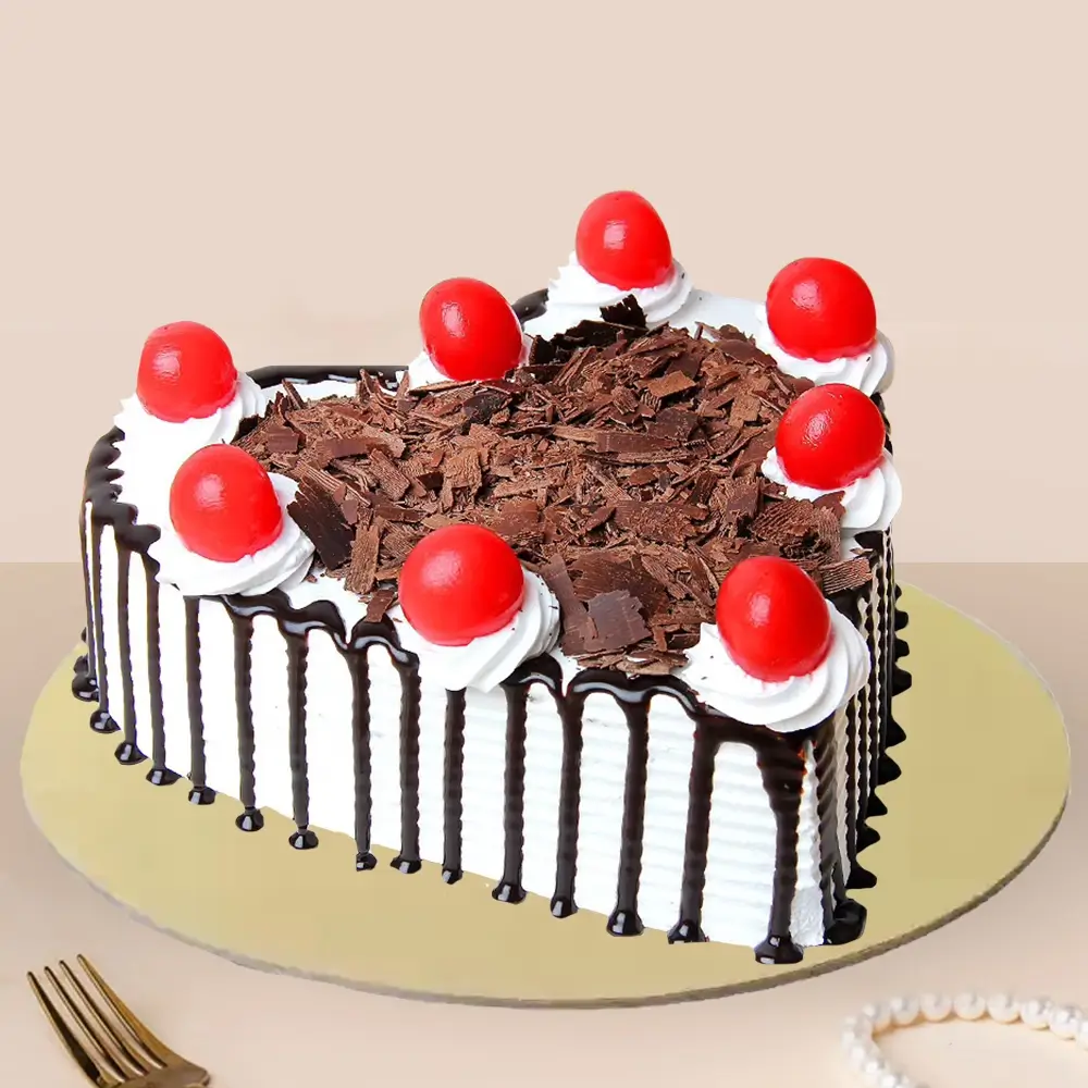 Heartfelt Cherry Black Forest 1.5 Kg Cake